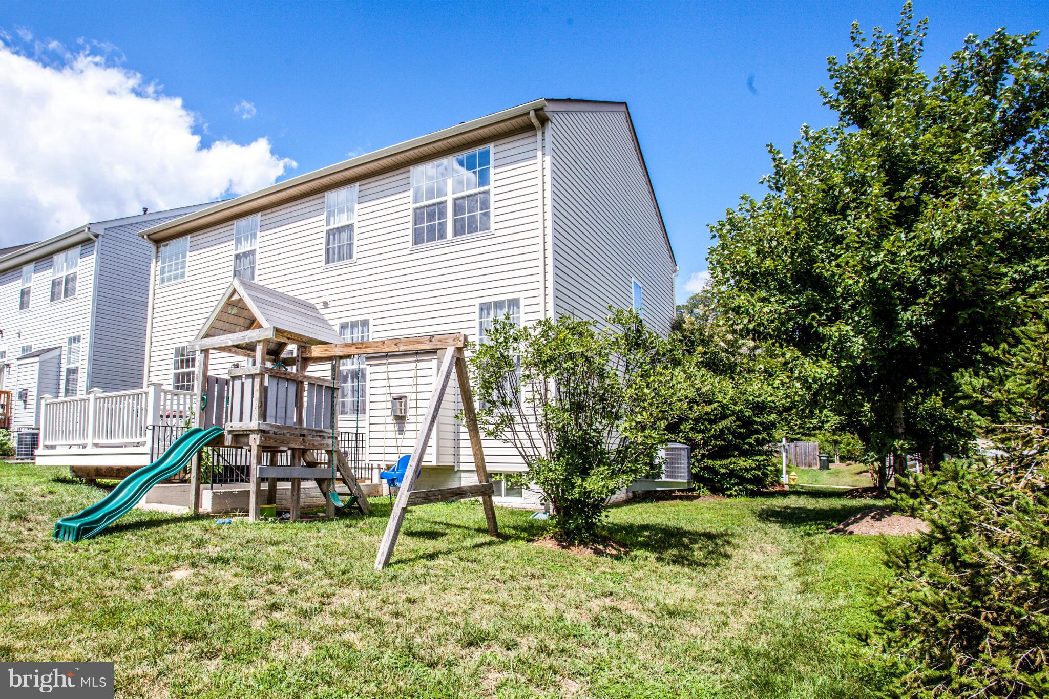 4001 Presidential Hill Loop Dumfries, VA 22025 - Photo 22 of 22 Exterior (Rear)
