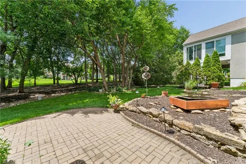 $484,900 | 13322 Pennsylvania Court, Kansas City, MO 64145