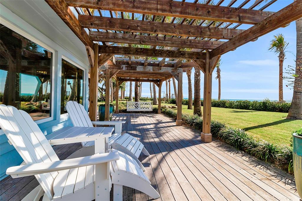 621 Casey Key Road Nokomis, FL 34275 - Photo 5 of 51 a view of yard with patio