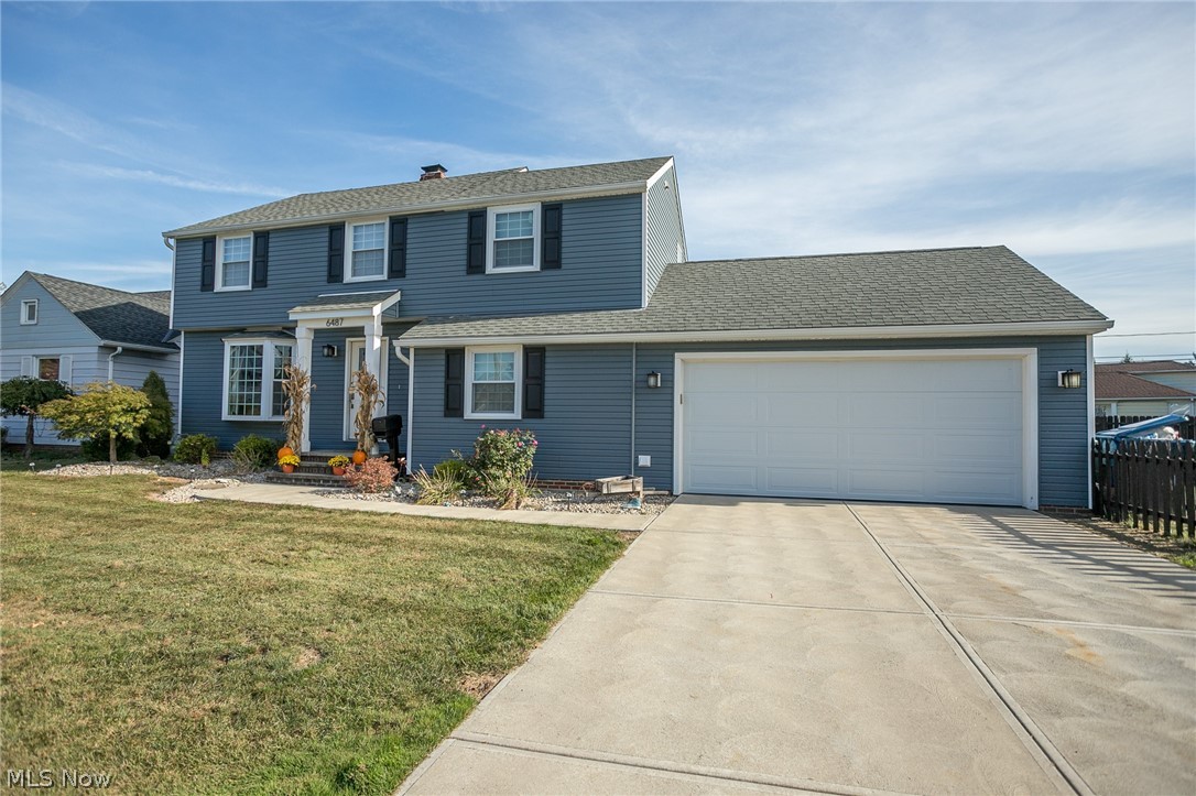 6487 Kerneywood Road Parma, OH 44129 - Photo 2 of 34 Front view, angled