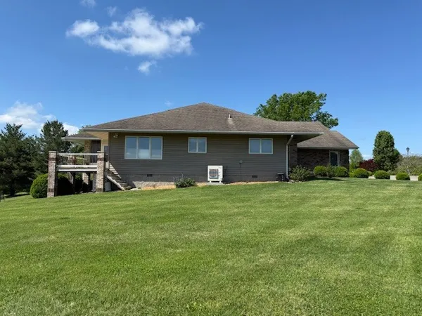 $299,900 | 148 Virginia Drive, Unit B, Makanda, IL 62958