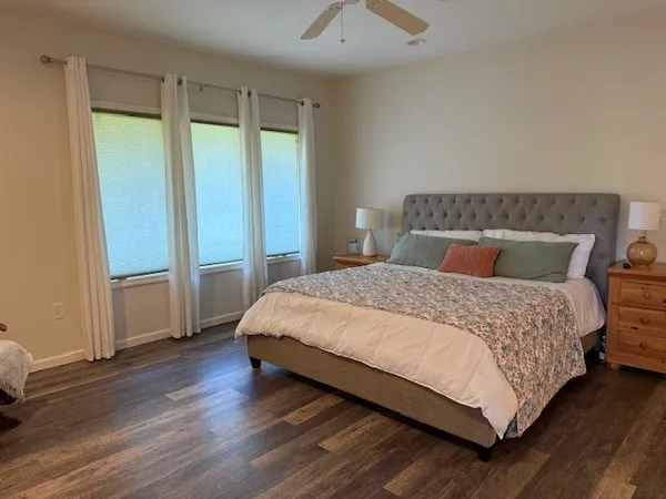 $299,900 | 148 Virginia Drive, Unit B, Makanda, IL 62958