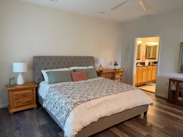 $299,900 | 148 Virginia Drive, Unit B, Makanda, IL 62958