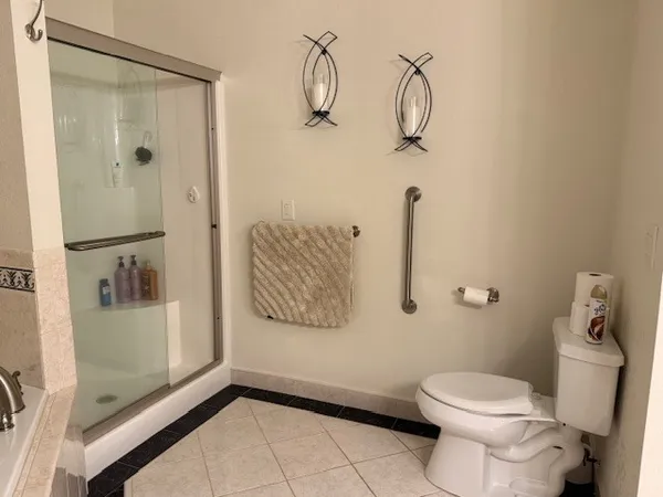 $299,900 | 148 Virginia Drive, Unit B, Makanda, IL 62958
