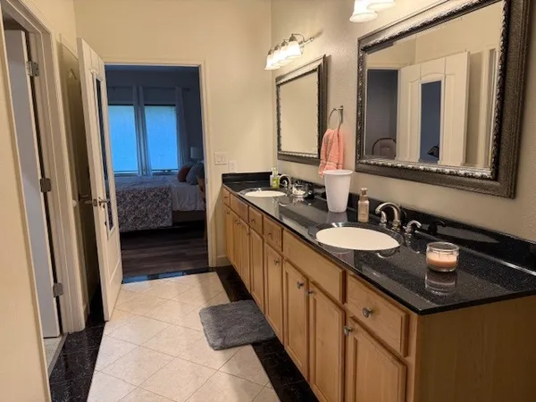 $299,900 | 148 Virginia Drive, Unit B, Makanda, IL 62958