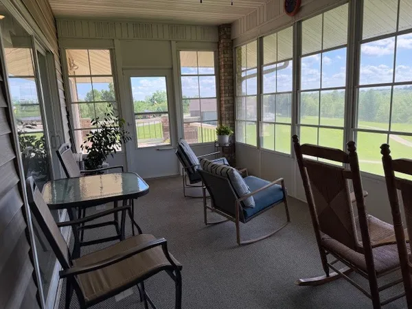 $299,900 | 148 Virginia Drive, Unit B, Makanda, IL 62958