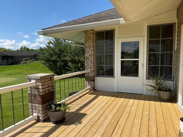 $299,900 | 148 Virginia Drive, Unit B, Makanda, IL 62958