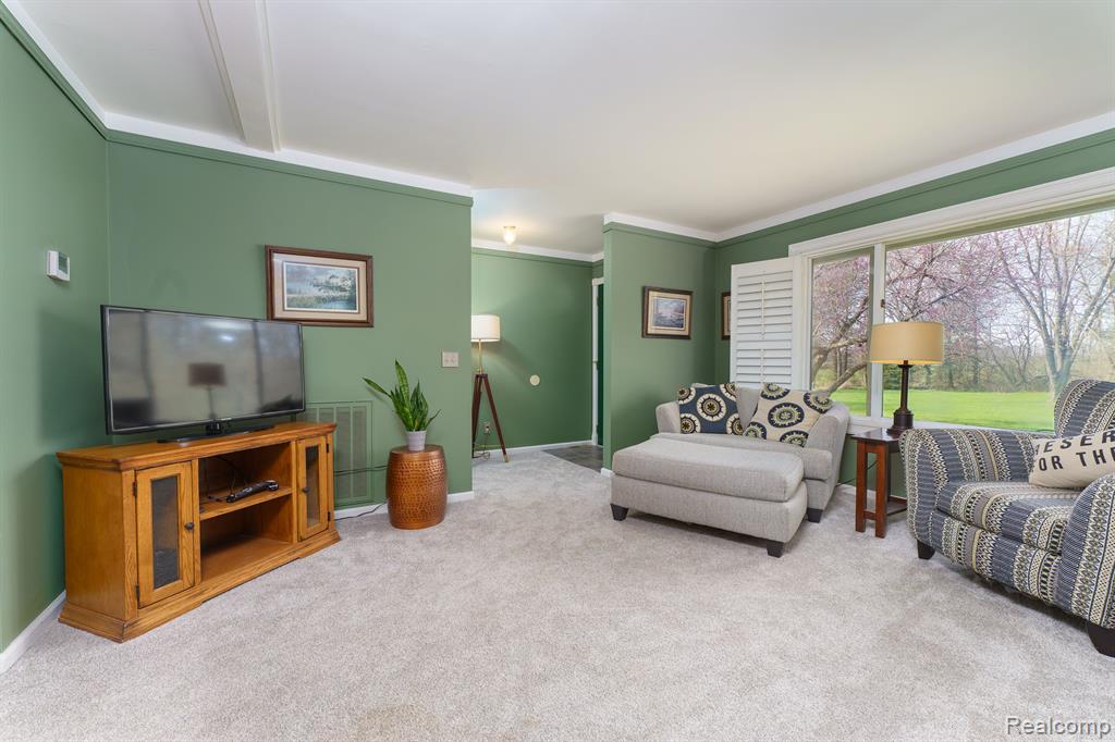 9333 West Coon Lake Road Gregory, MI 48137 - Photo 5 of 37 Gallery Image 5
