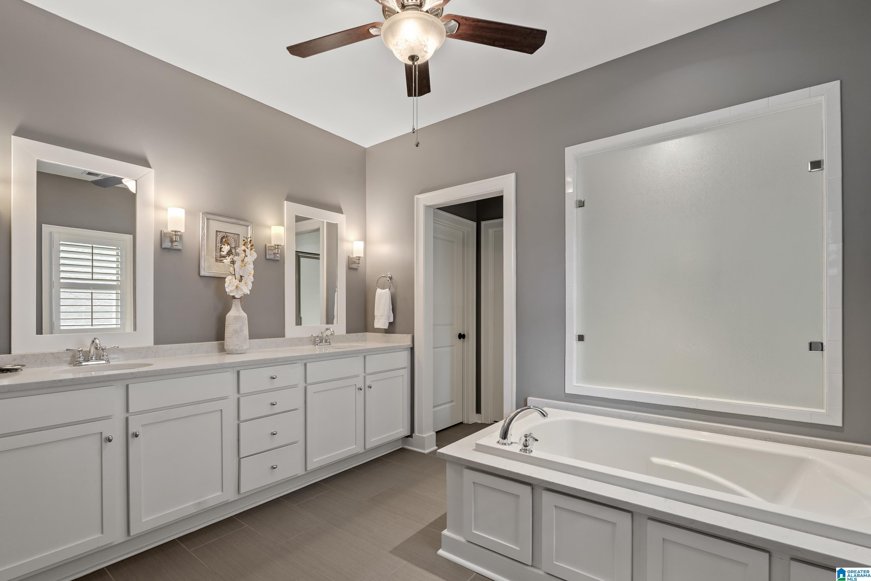2411 Montauk Road Hoover, AL 35226 - Photo 22 of 48 Gallery Image 22