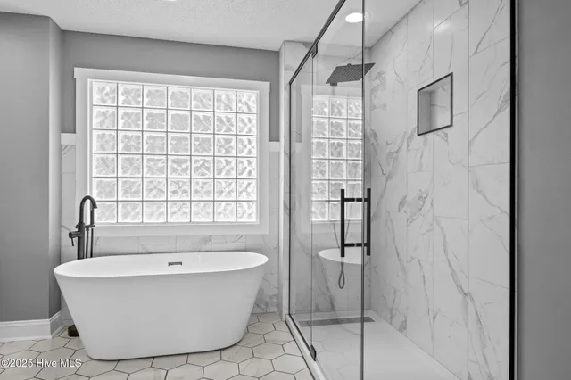 $649,000 | 107 Magens Way, Cedar Point, NC 28584