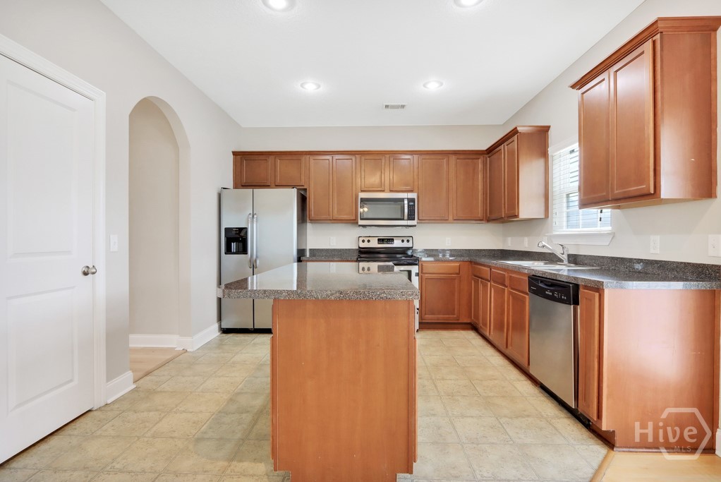 255 Red Oak Drive Richmond Hill, GA 31324 - Photo 13 of 46