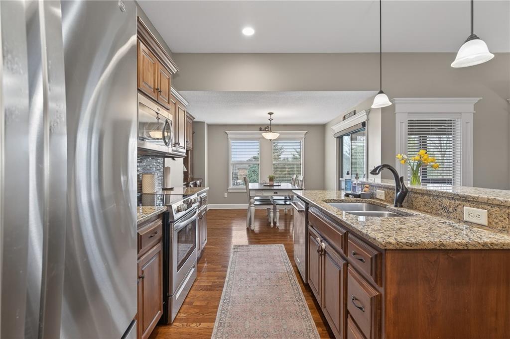 18302 West 194th Terrace Spring Hill, KS 66083 - Photo 13 of 46