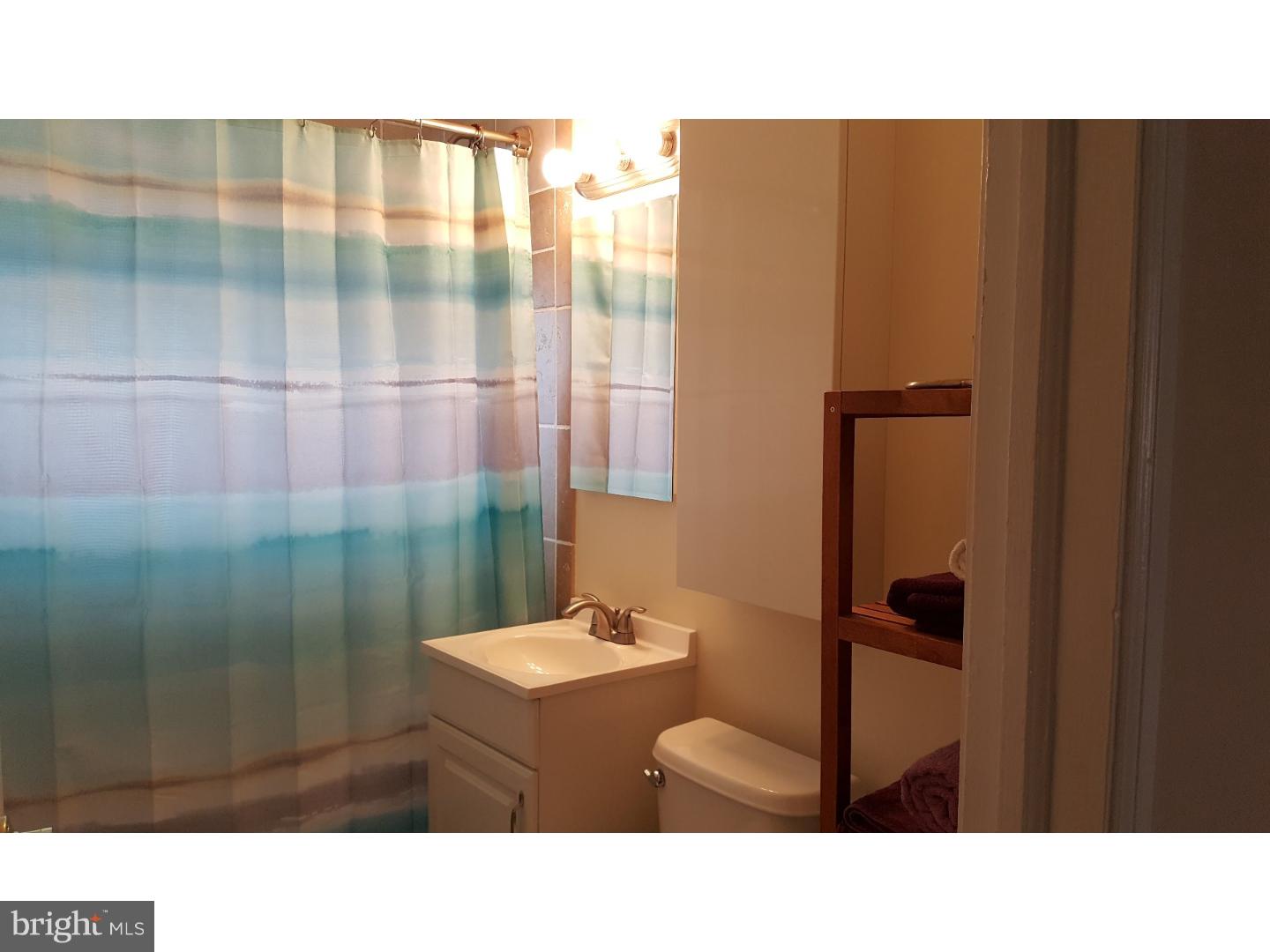 9214 Treaty Road Philadelphia, PA 19114 - Photo 17 of 17 Bathroom