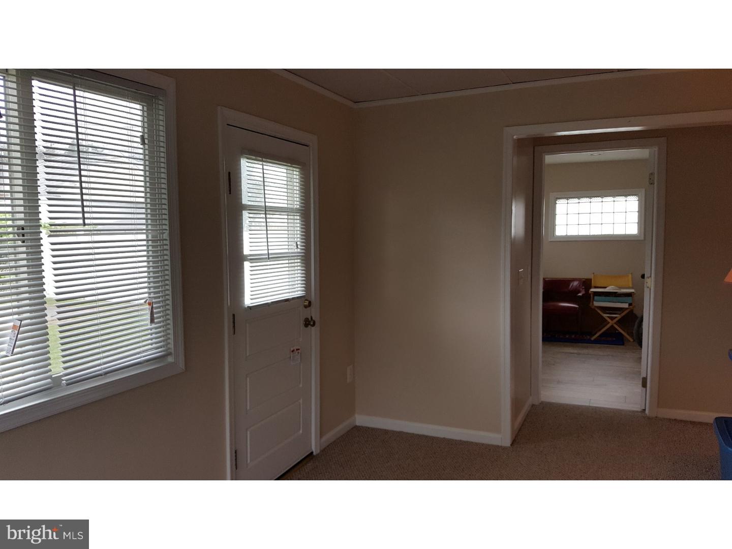 9214 Treaty Road Philadelphia, PA 19114 - Photo 7 of 17 Family Room