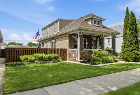 $739,900 | 5320 North Lovejoy Avenue, Chicago, IL 60630