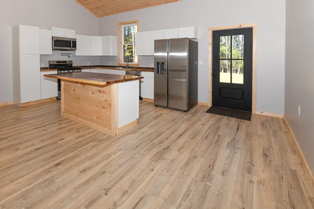 $399,000 | 12 Starlight Drive, Bridgton, ME 04009