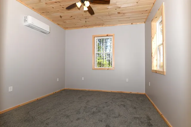 $399,000 | 12 Starlight Drive, Bridgton, ME 04009