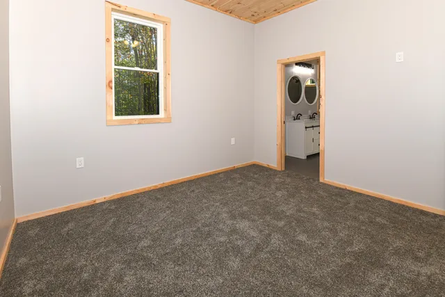 $399,000 | 12 Starlight Drive, Bridgton, ME 04009