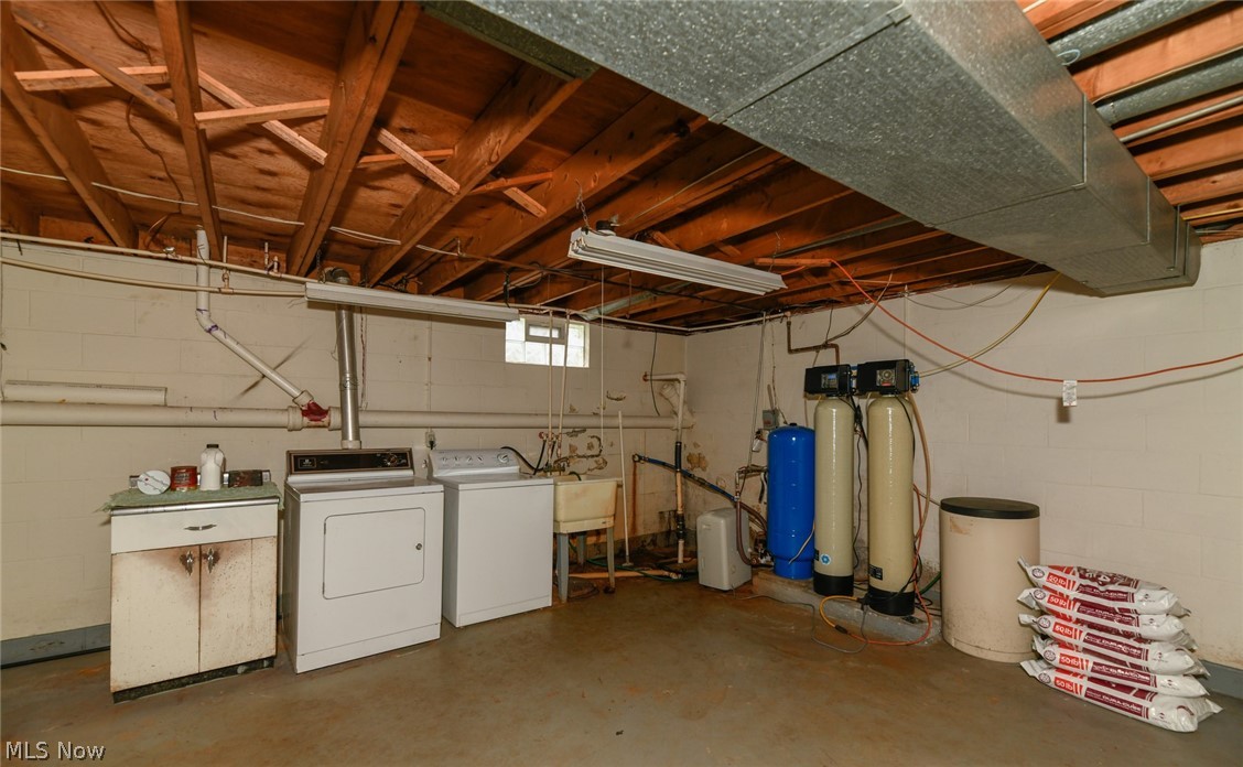 1729 Beryl Road Akron, OH 44312 - Photo 16 of 17