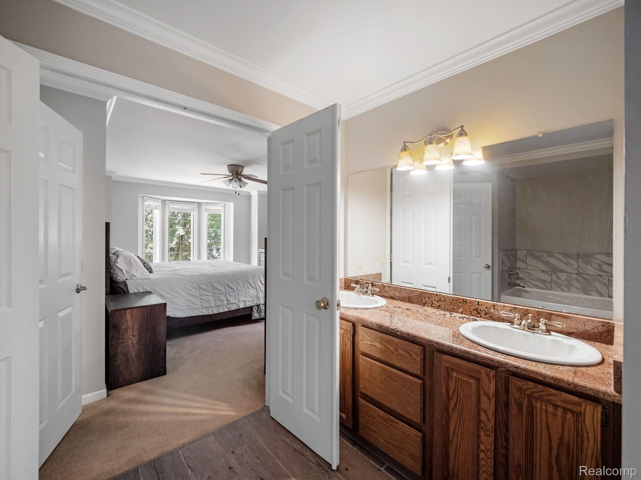 1290 Grandview Drive Rochester, MI 48306 - Photo 19 of 32 Gallery Image 19
