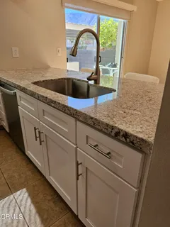 a close view of sink and tap