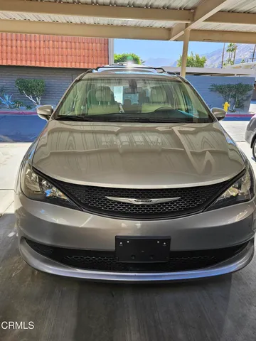 $2,450 | 2166 North Indian Canyon Drive, Unit B, Palm Springs, CA 92262