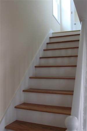 55 Alvin Street Springfield, MA 01104 - Photo 7 of 23 a view of entryway