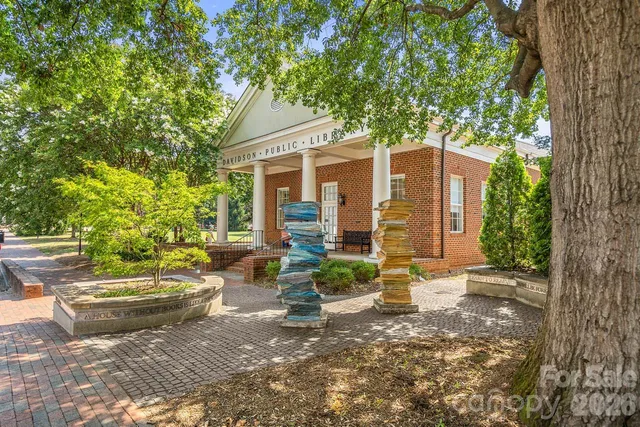 $998,500 | 18530 Carnegie Overlook Boulevard, Davidson, NC 28036