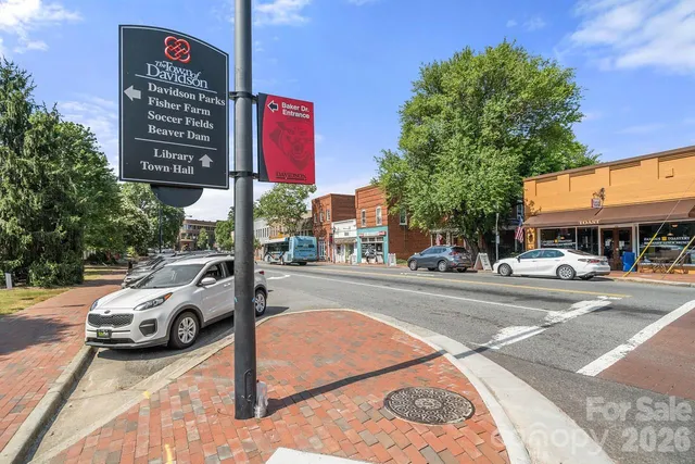 $998,500 | 18530 Carnegie Overlook Boulevard, Davidson, NC 28036