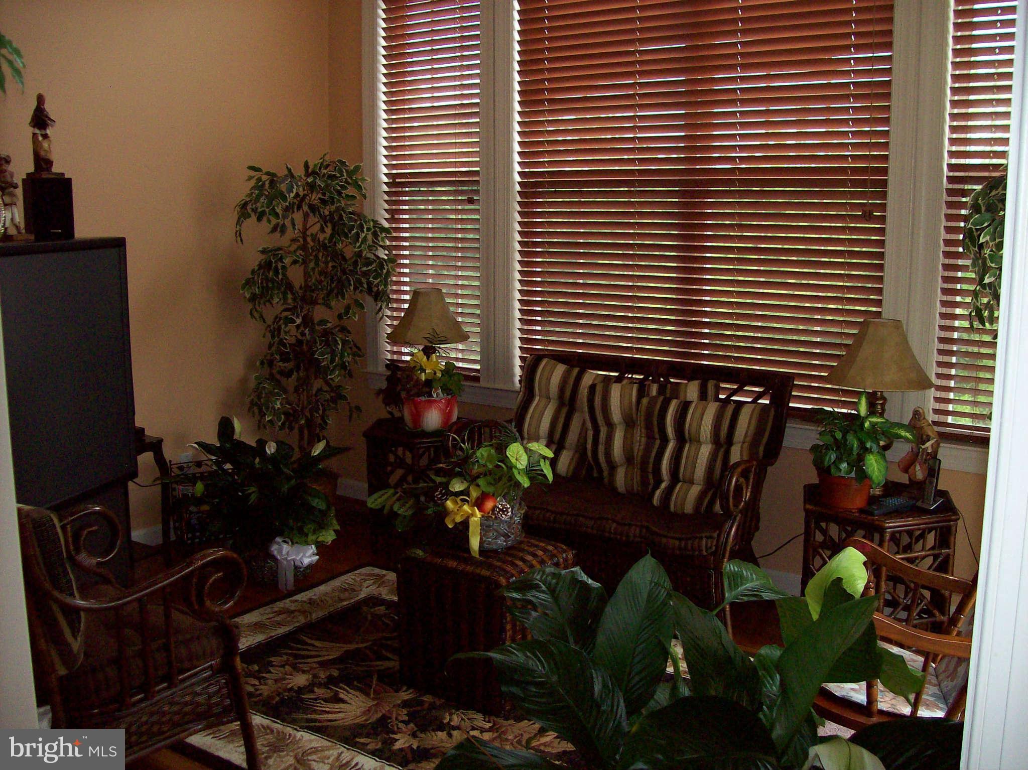 4308 Pearlberry Road Baltimore, MD 21208 - Photo 12 of 22 Interior (General)