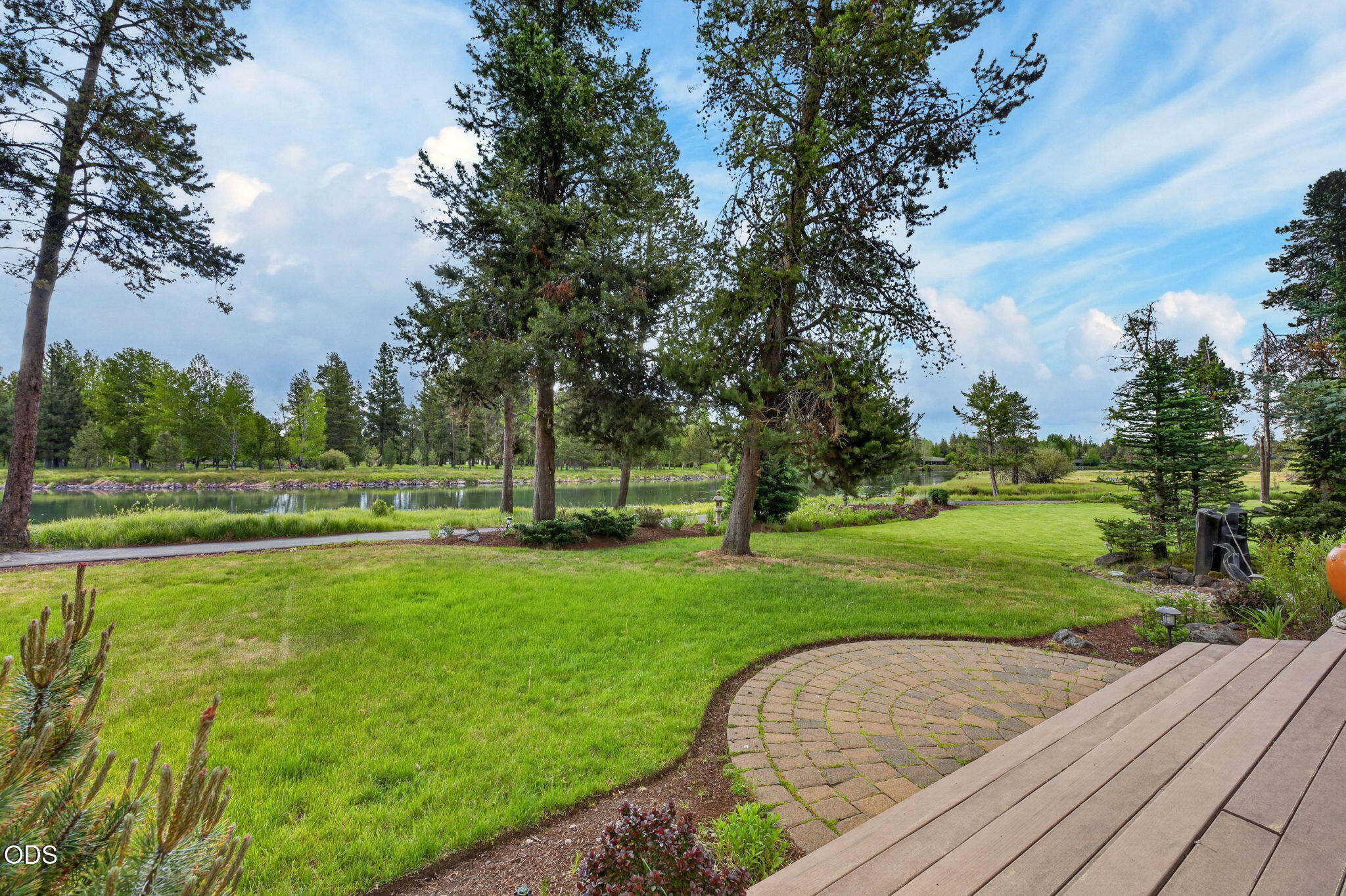 16839 Pony Express Way Bend, OR 97707 - Photo 4 of 37 4 16839-Pony-Express-Way--Bend-OR-97707