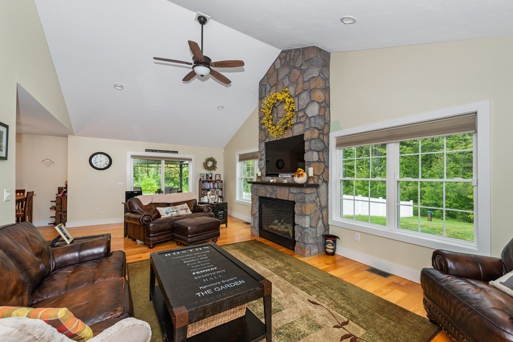 185 Smoke Street Barrington, NH 03825 - Photo 11 of 37