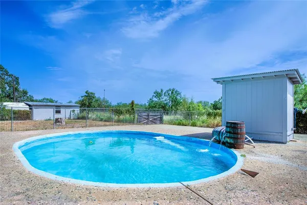 $329,500 | 104 Voca Street, Brady, TX 76825