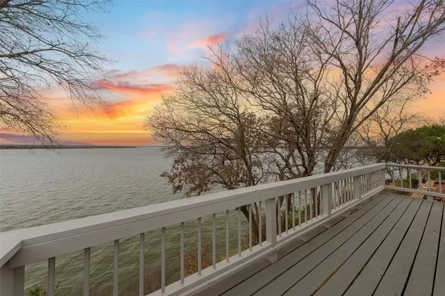 $399,999 | 101 Private Road 132, Whitney, TX 76692