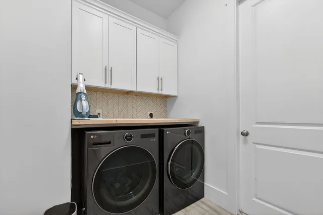 $775,000 | 443 Southeast Dolphin Drive, Stuart, FL 34996