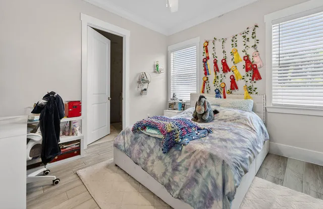 $775,000 | 443 Southeast Dolphin Drive, Stuart, FL 34996