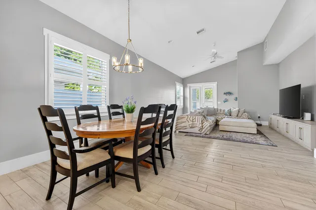 $775,000 | 443 Southeast Dolphin Drive, Stuart, FL 34996