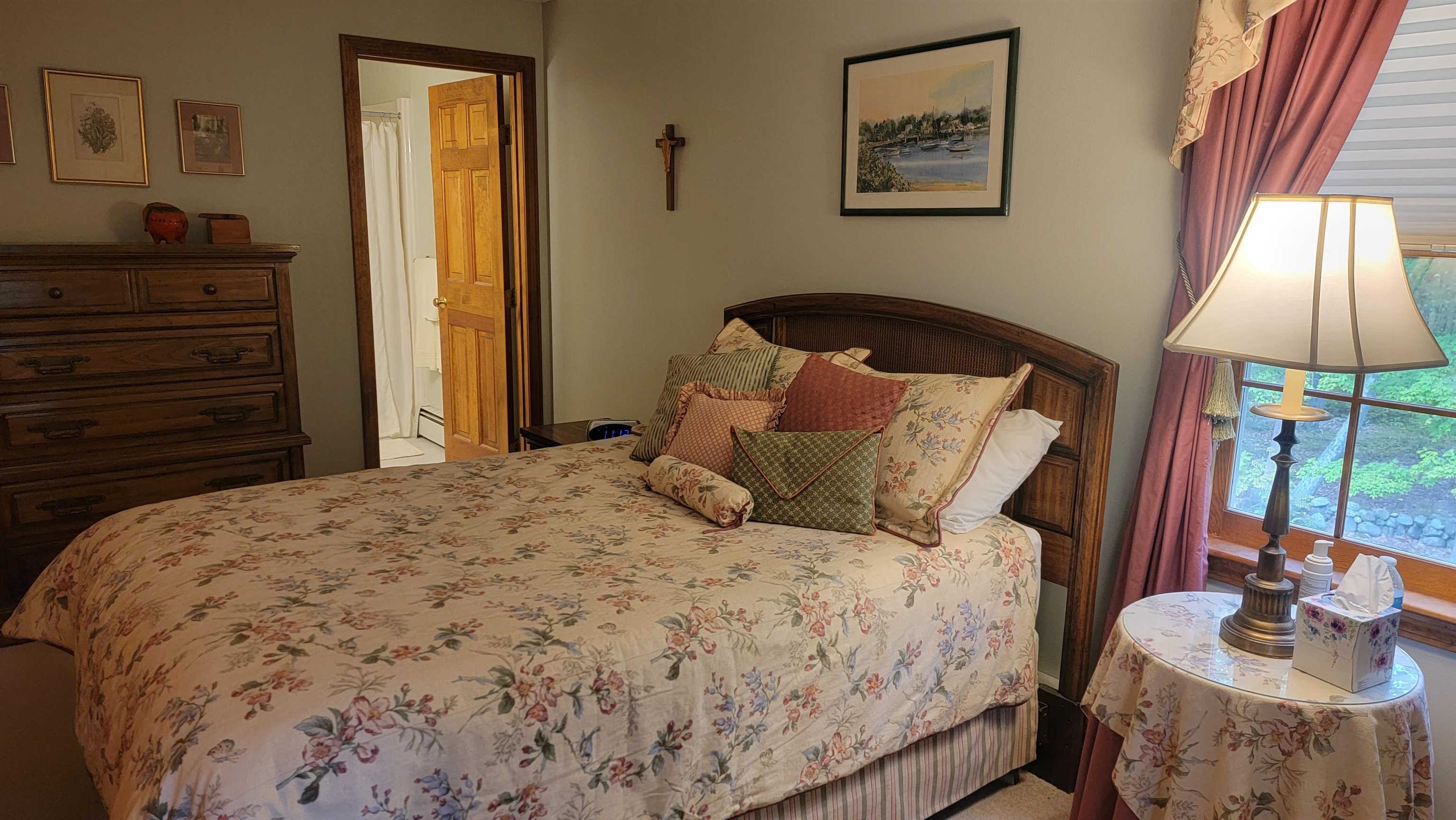 255 Baboosic Lake Road Merrimack, NH 03054 - Photo 16 of 34 Gallery Image 16