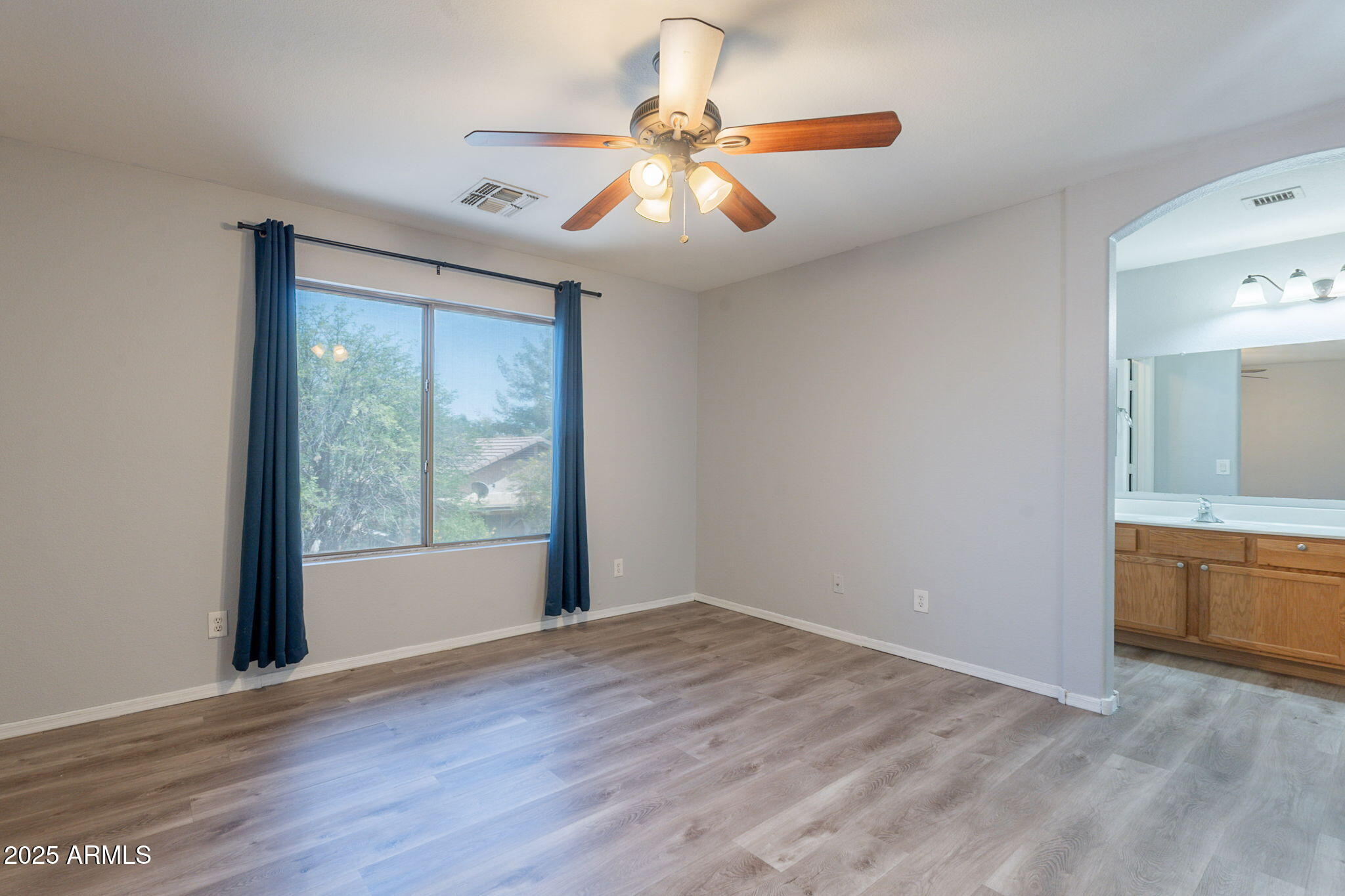 931 South Racine Lane Gilbert, AZ 85296 - Photo 36 of 62 36-web-or-mls-Racine-51