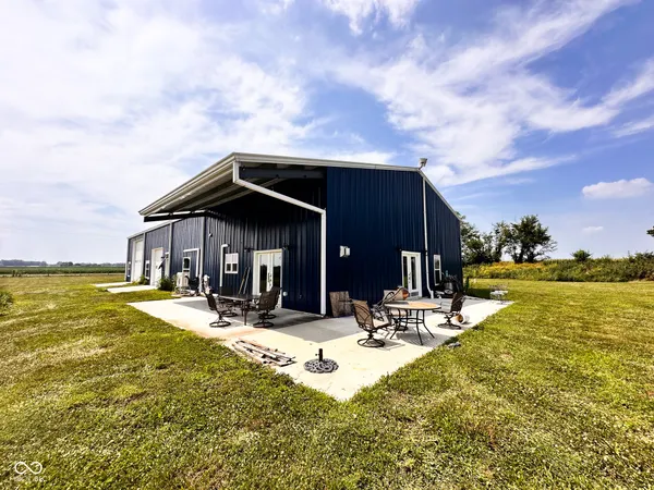 $389,000 | 7796 North Meridian Road, Perrysville, IN 47974