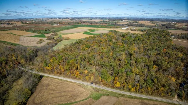 $289,000 | 7880 East Lamont Road, Argyle, WI 53504