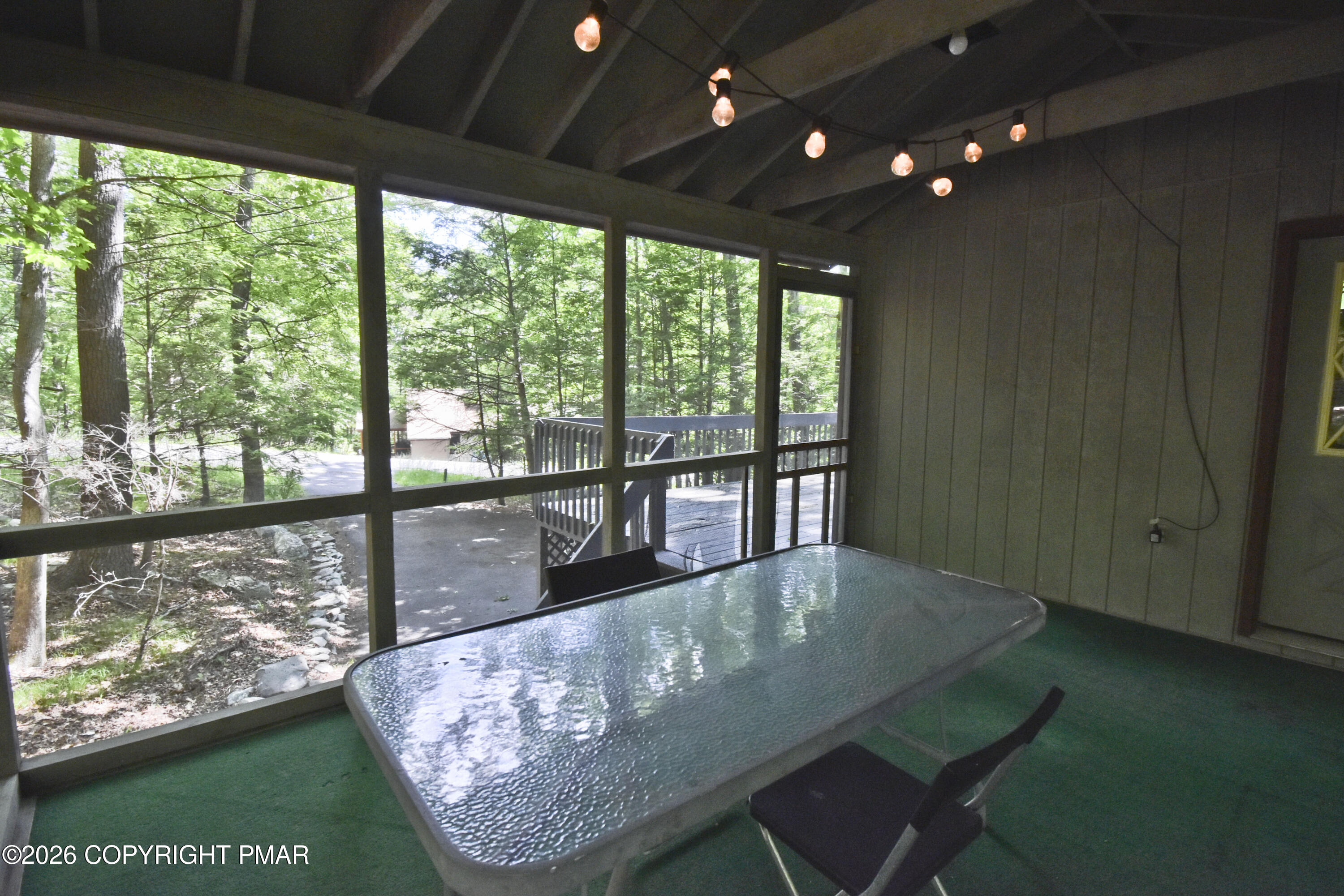 148 Manchester Drive Bushkill, PA 18324 - Photo 28 of 35 11 Screen Porch (3)