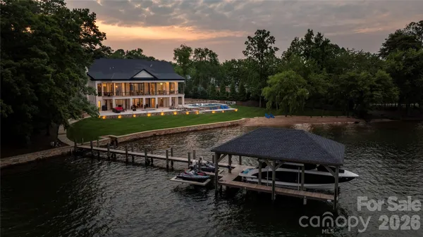 $6,450,000 | 8170 Bay Pointe Drive, Denver, NC 28037