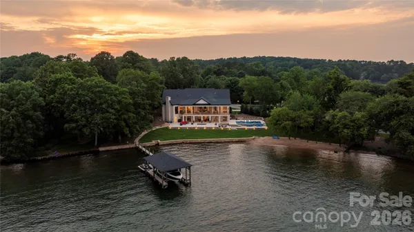 $6,450,000 | 8170 Bay Pointe Drive, Denver, NC 28037