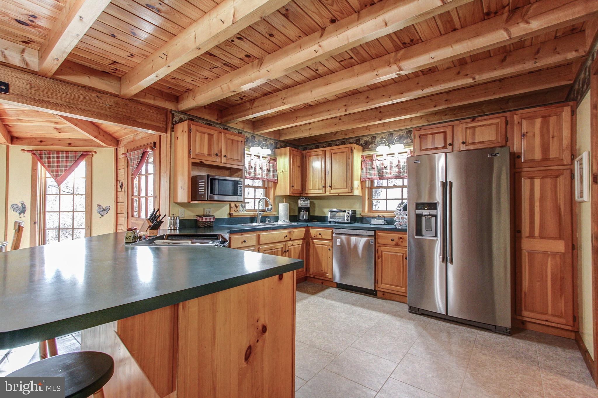 2599 Hill Road Green Lane, PA 18054 - Photo 16 of 71 Gallery Image 16