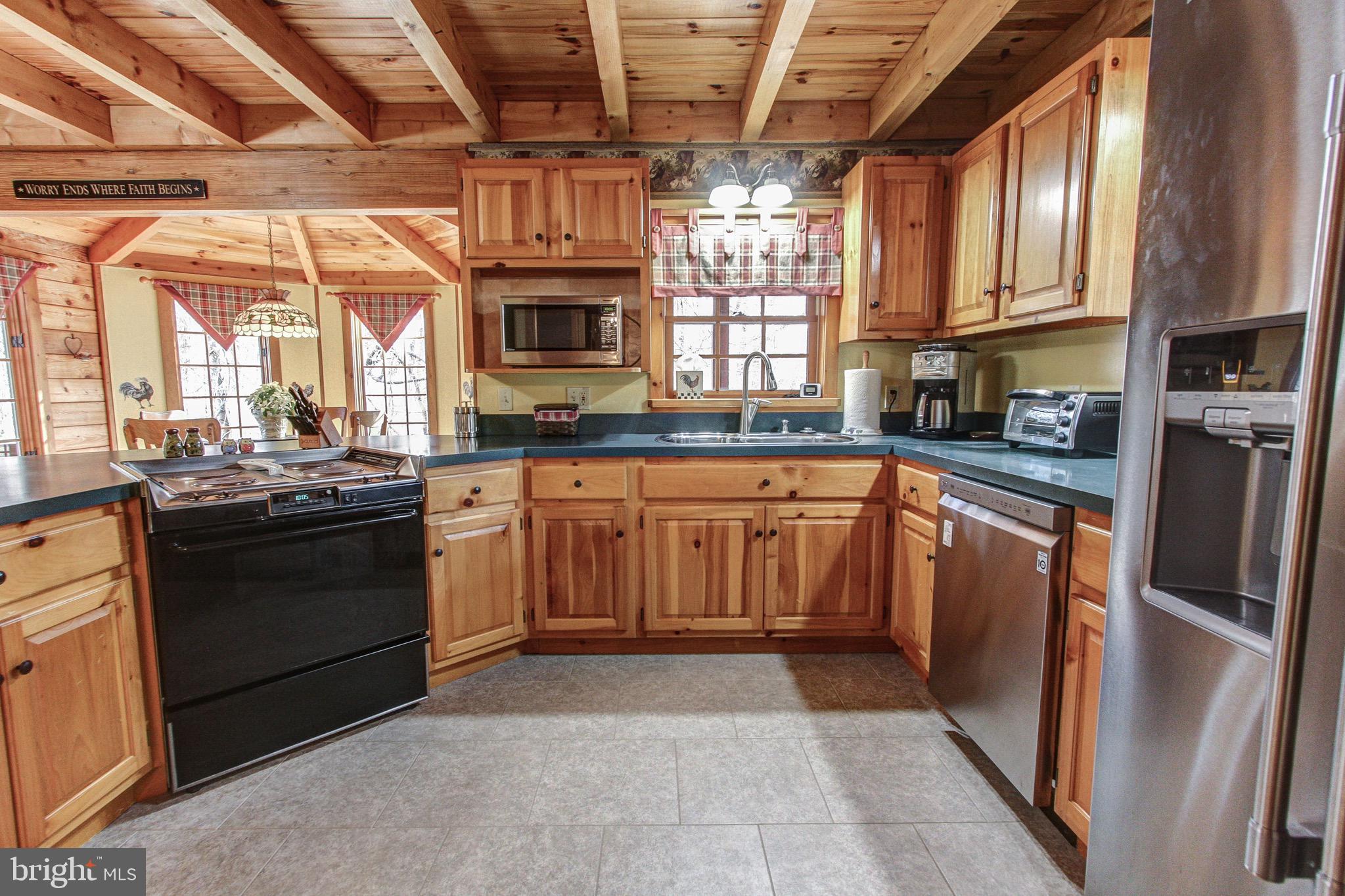 2599 Hill Road Green Lane, PA 18054 - Photo 19 of 71 Gallery Image 19