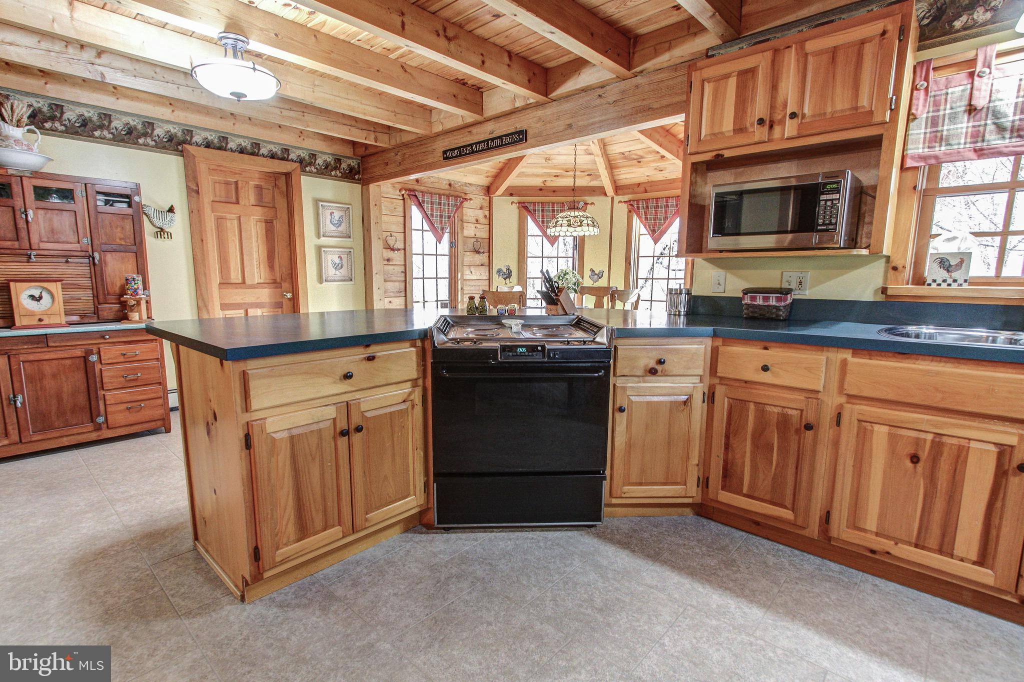 2599 Hill Road Green Lane, PA 18054 - Photo 20 of 71 Gallery Image 20