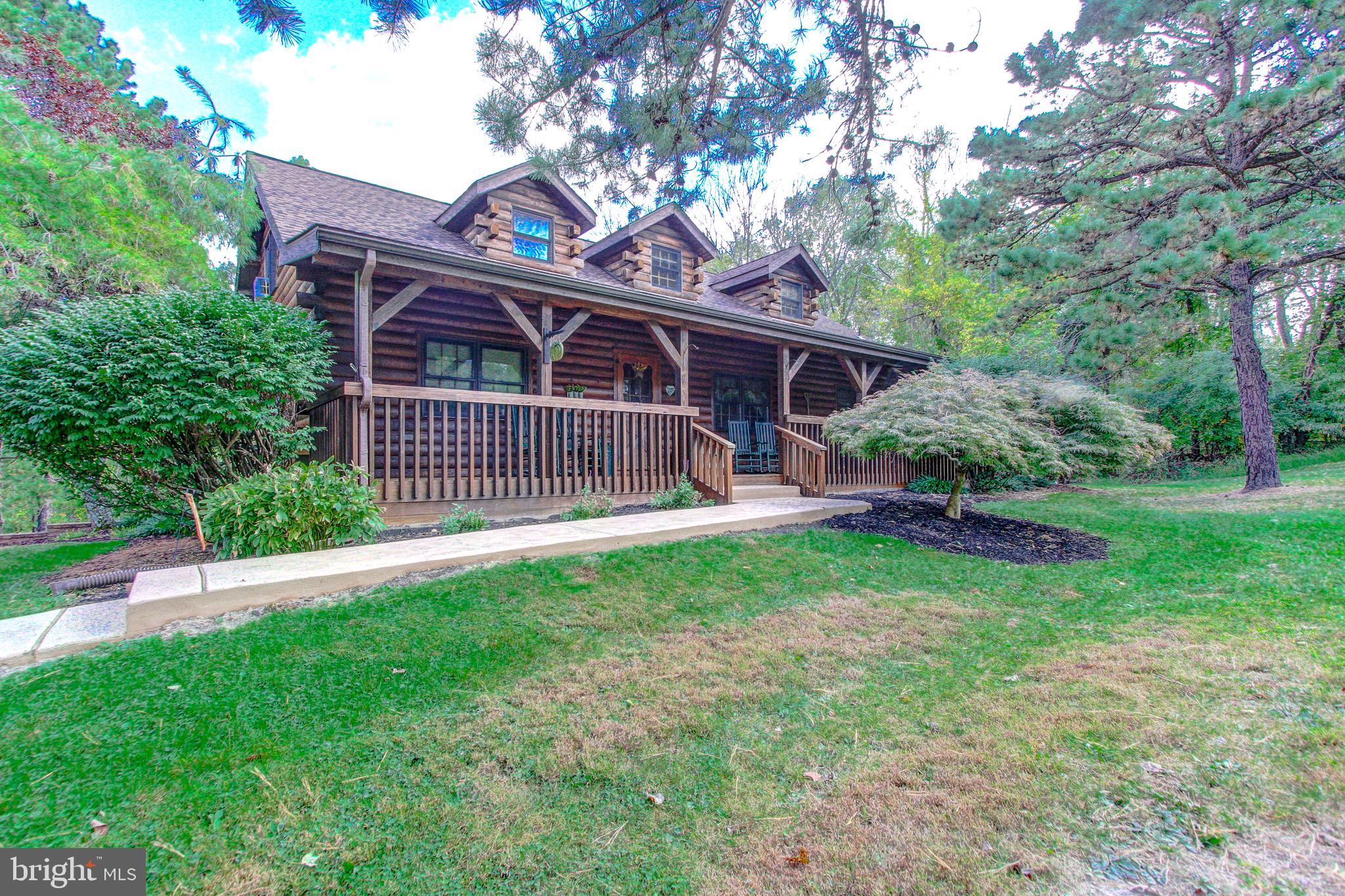 2599 Hill Road Green Lane, PA 18054 - Photo 4 of 71 Gallery Image 4