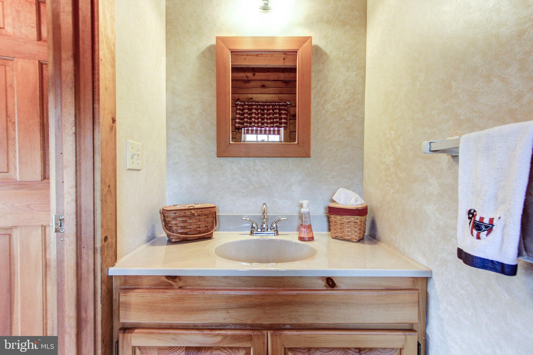 2599 Hill Road Green Lane, PA 18054 - Photo 36 of 71 Gallery Image 36