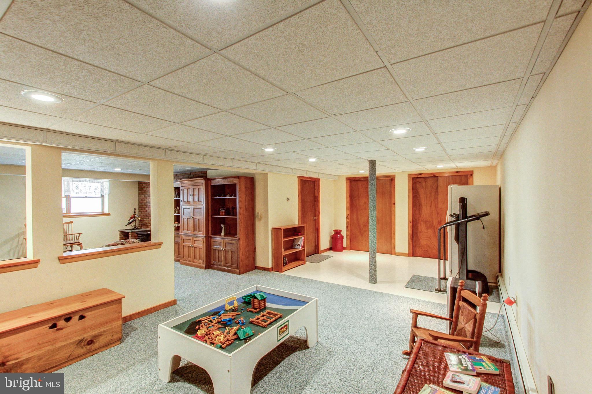 2599 Hill Road Green Lane, PA 18054 - Photo 49 of 71 Gallery Image 49